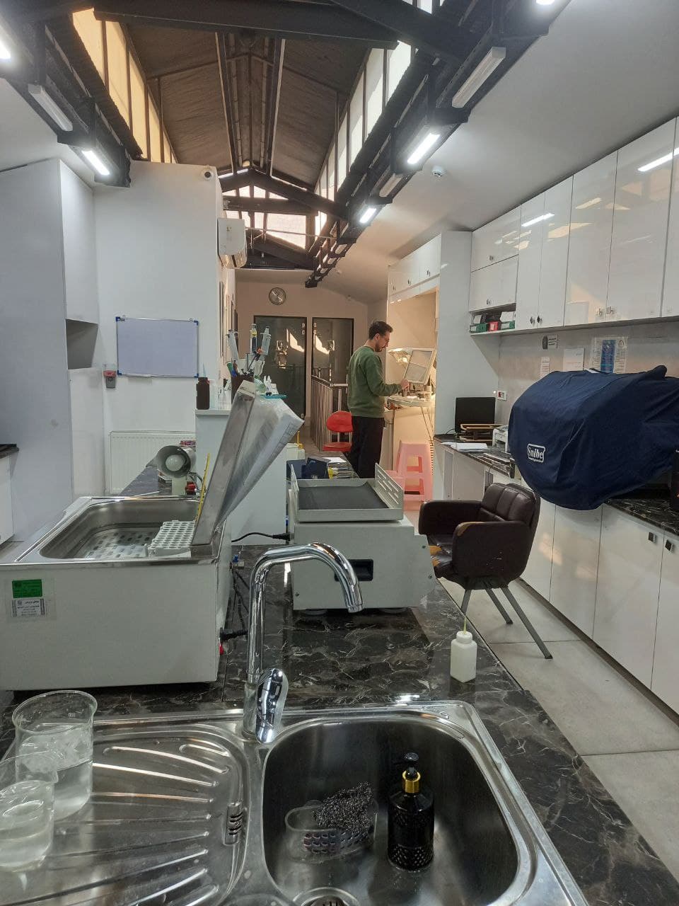 Laboratorio de Patobiología Hedayat-e No - 3