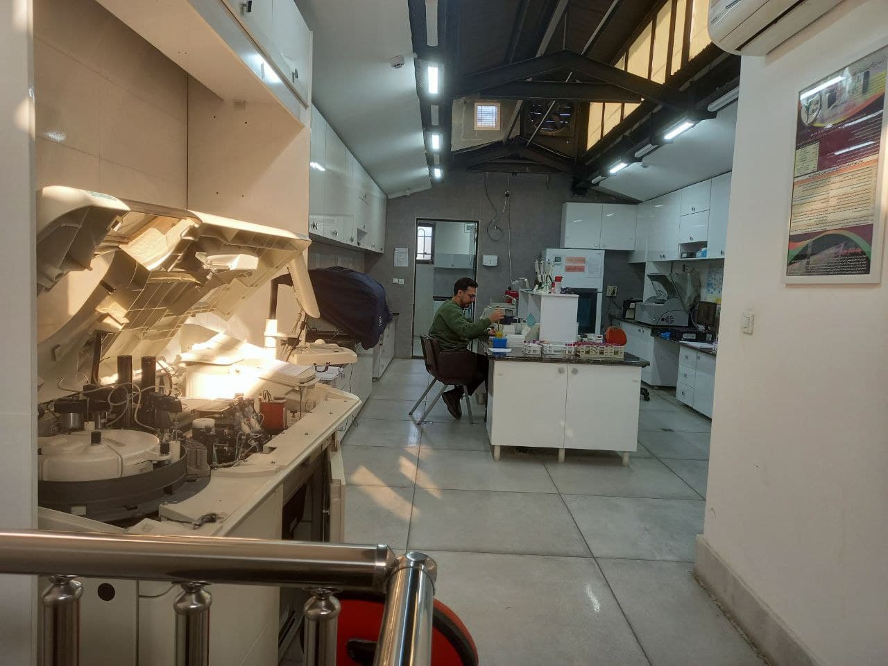 Laboratorio de Patobiología Hedayat-e No - 5