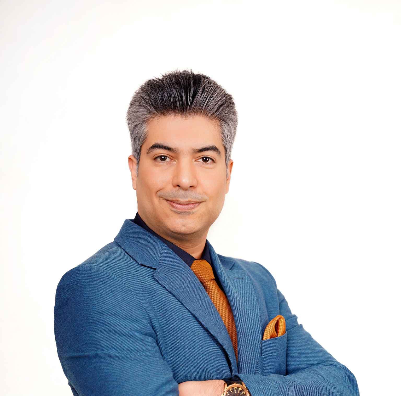 دکتر نیما نیک افشار