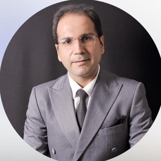 دکتر مدیا اسلامی