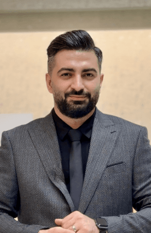 دکتر کیانوش طاعت نژاد