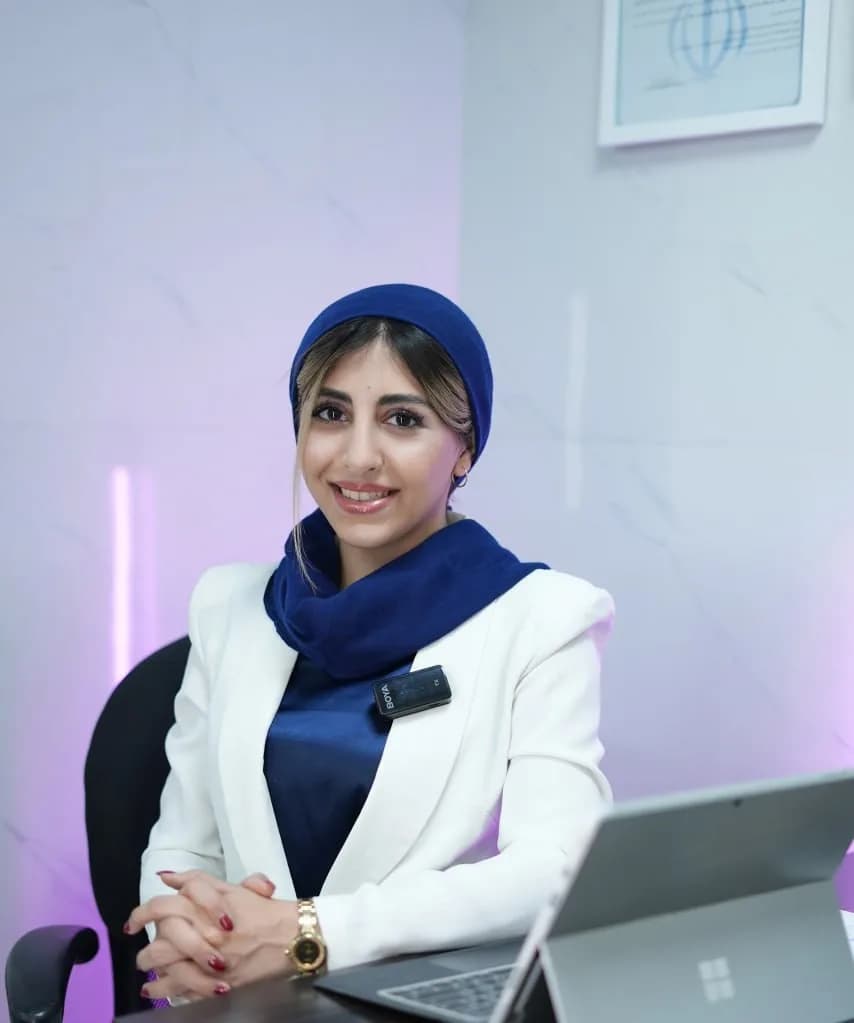 دکتر سارا منجزی