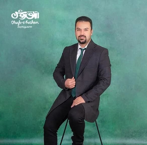 دکتر روح الله خلج 