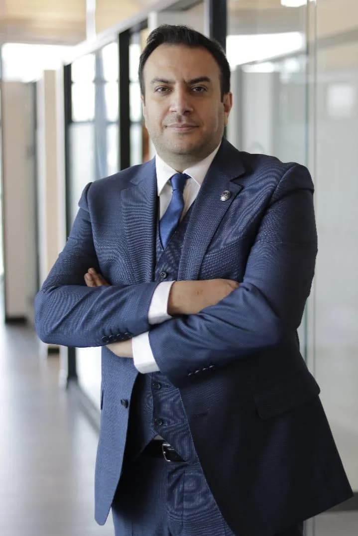 دکتر شاهین شهاب